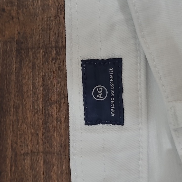 AG Adriana Goldschmied Jeans Women's sz 29R White Mid Rise Distressed Crop Jean - Picture 6 of 10